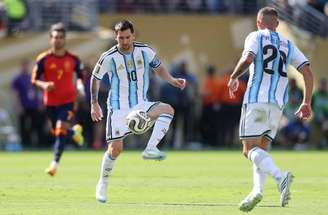 Yamal consola Messi após conquistar a Copa do Mundo –