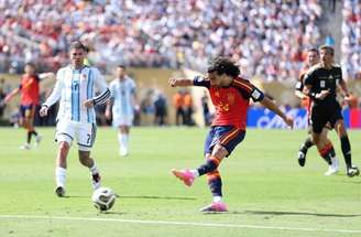 Cucurella se destacou na Copa do Mundo –
