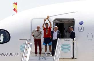 Espanha desembarcou em Madri após conquistar o bicampeonato mundial –