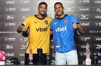 Gabriel Batista durante a a apresentação ao Botafogo –