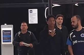 Jovem volante aguarda conversa com Artur Jorge antes da estreia –