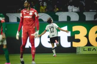 Igor Gomes precisou de apenas seis minutos para marcar o gol da vitória do Atlético –