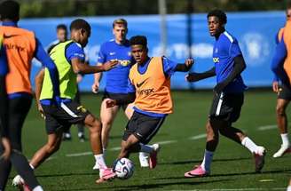 Atividade de preparação do Chelsea sob o comando de Xabi Alonso –