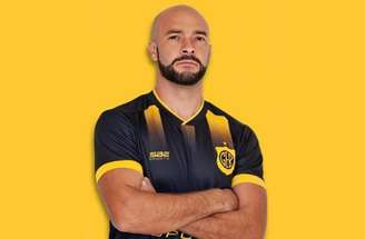 Michel, atacante do Bagé, fez vídeo para relatar vício em apostas esportivas –