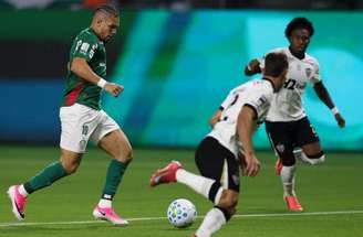 Paulinho “confirma” sua participação contra o Fortaleza –
