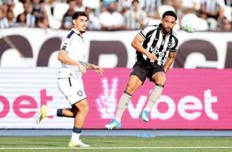 Vitinho é um dos estandartes do elenco do Botafogo –