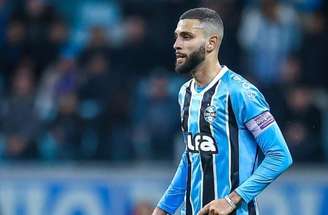 Wagner Leonardo joga originalmente pelo lado esquerdo da defesa do Grêmio –