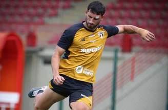 São Paulo encaminha renovação de contrato com Calleri –