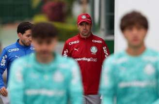 Paulinho vira opção para Abel Ferreira na Copa do Brasil –