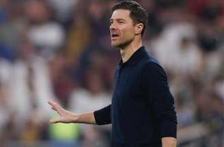 Xabi Alonso espera dias melhores no comando do Chelsea, seu novo desafio –