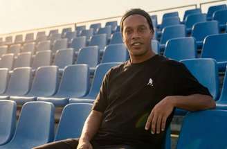 Astro assina com Ravenna FC para voltar ao futebol –