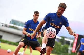 Pedro Neto durante treinamento na pré-temporada do Chelsea –