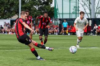 Bournemouth não teve trabalho para atropelar o Genoa –
