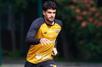 Cauly em campo pelo São Paulo na Sul-Americana –