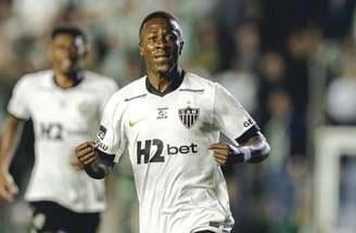 Alan Minda comemora o gol que a classificação na próxima fase da Copa do Brasil –