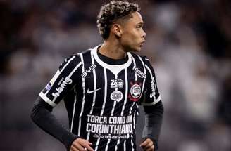 Dieguinho em campo pelo Corinthians –