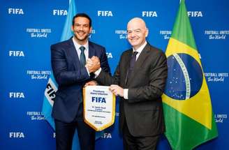 Samir Xaud, presidente da CBF, se posiciona sobre plano da Fifa –