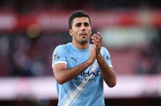 Rodri recebeu o prêmio de melhor jogador da Copa do Mundo de 2026 –