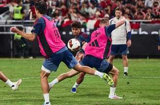 Atividade de preparação do Aston Villa antes de encarar o Bayern –