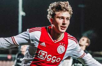 Godts tem contrato até 2029 com o Ajax, da Holanda – Divulgação/Ajax