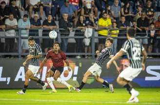 Vai, Corinthians! Garro e Pedro Raul foram às redees para o Timão –
