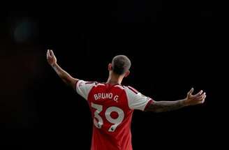 Bruno Guimarães chega ao Arsenal com ambição de conquistar títulos –