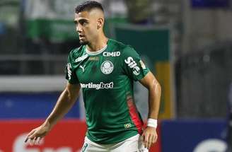 Andreas Pereira em ação com a camisa do Palmeiras diante do Cerro Porteño –