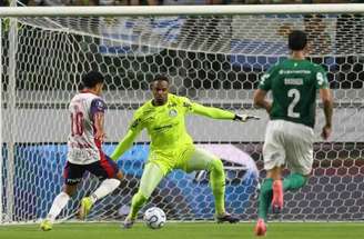 Abel Ferreira minimizou o erro de Carlos Miguel no empate do Palmeiras com o Cerro Porteño –