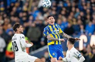 Rosario Central e Corinthians ficam no 0 a 0 pela ida das oitavas da Libertadores –