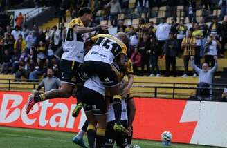 Criciúma e Goiás mediram forças neste sábado, pela 22ª rodada da Série B do Brasileiro –