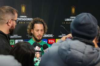 Elenco do Fluminense em treino –