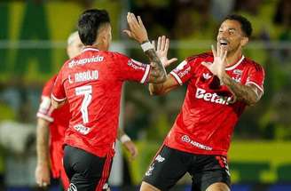 Flamengo goleou o Mirassol por 5 a 1 e acirrou a disputa pelo título do Brasileirão –