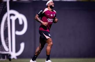 Depay está apto para voltar a atuar com a camisa do Corinthians-