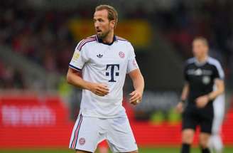 Kane no amistoso do Bayern contra o Heidenheim –