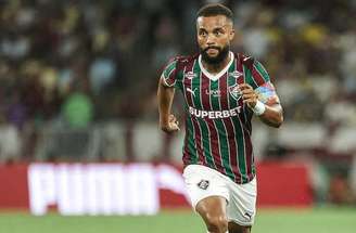 Suspenso, Guga desfalca o Fluminense –