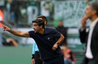 Abel Ferreira celebra reação do Palmeiras, que fez quatro gols no segundo tempo –