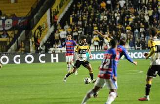Criciúma e Fortaleza mediram forças neste domingo (23), pela 24ª rodada da Série B –