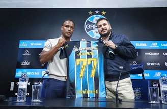 Vasco apresentou recentemente dois reforços argentinos –