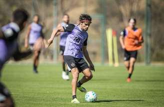 Scarpa busca retomar espaço no Galo –