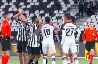 Botafogo perdeu para o Athletico – Vitor Silva / Botafogo