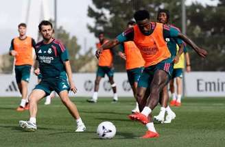 Atividade de preparação da Real Sociedad antes da partida no Bernabéu –