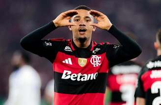 Derrota para o Cruzeiro reacende debate sobre reforços no Fla –