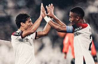 Botafogo acordou tarde e não conseguiu evitar a derrota no Nilton Santos –