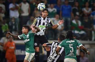 Gabigol é o único remanescente daquela final de 2015 –