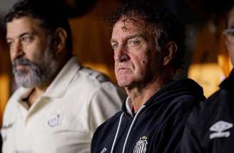 Cuca explicou ausência de Neymar – Fotos: Raul Baretta/ Santos FC