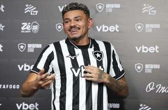 Tiquinho é sabatinado por jornalistas –
