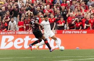 Fluminense conseguiu virar o jogo mas cedeu empate no fim da partida –