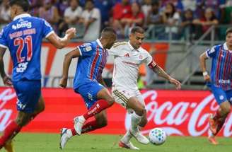 Alan Patrick cobra mudança de postura no Inter após nova derrota –