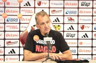 Ledio Carmona critica presidente rubro-negro –
