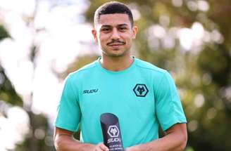 André é titular do Wolverhampton –